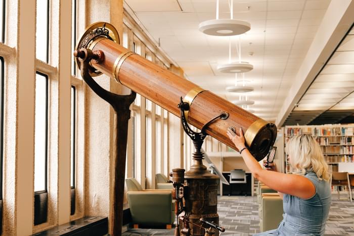 woman using the kaleidoscope in HTML